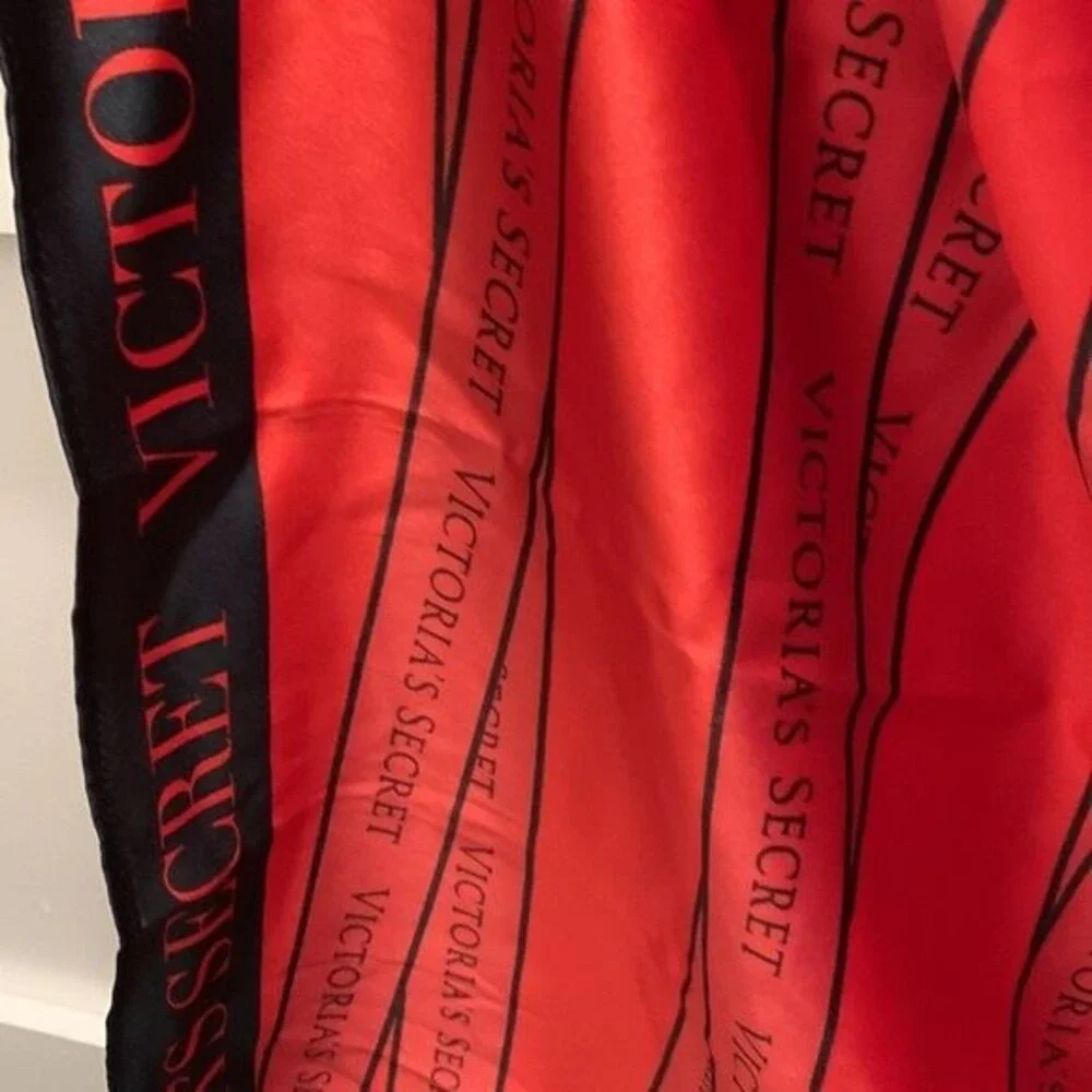 Victoria’s Secret Red/Black Silky Scarf
